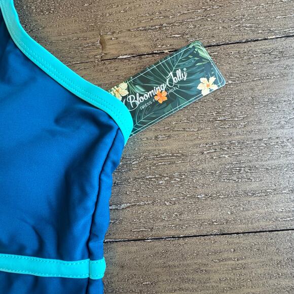 Blooming Jelly NWT Women's Medium Sporty High Waist Two Piece Colorblock Bikini - Picture 4 of 9